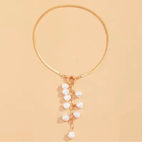 Fashion Gold Faux Necklace with Drop Imitation Pearl Pendant - Picture 3 of 4